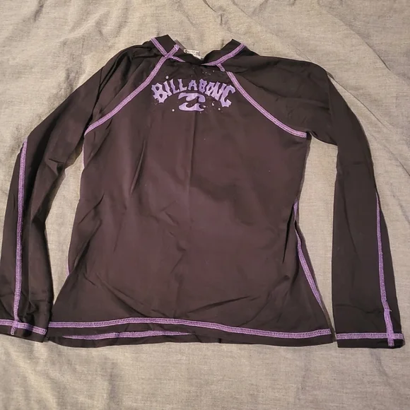 Billabong Rash Guard - Picture 2 of 4